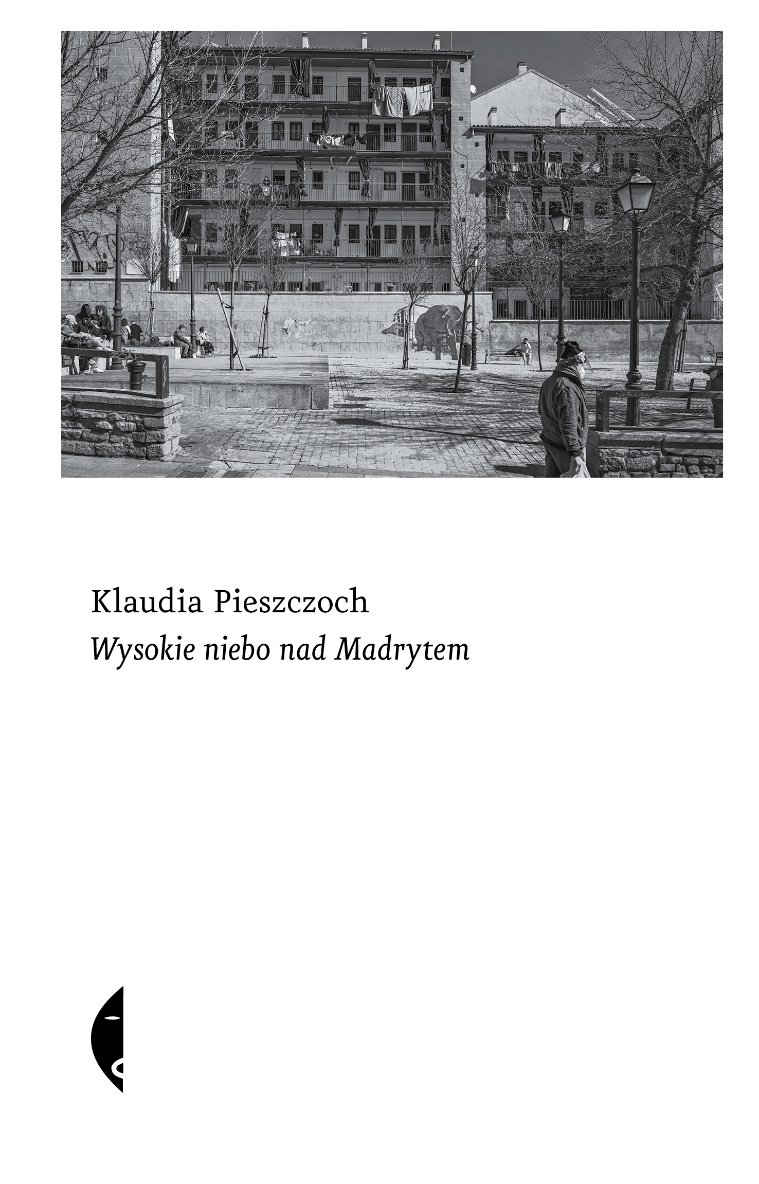 Wysokie niebo nad Madrytem