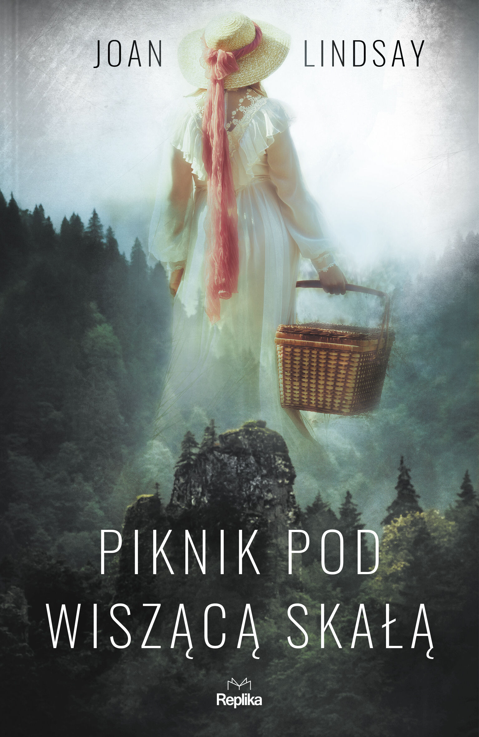 Piknik pod wiszącą skałą