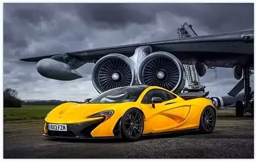 Diamentowa mozaika auto żółte sportowe na lotnisku no-1008032