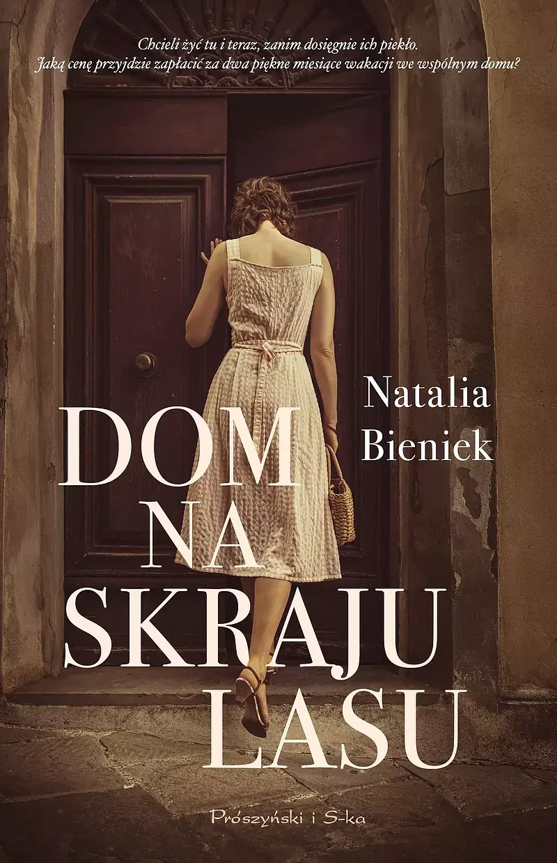 Dom na skraju lasu (Duże Litery)