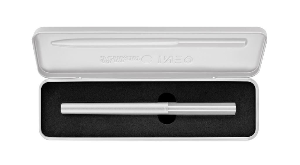 Pióro wieczne Pelikan Ineo - Clear Breeze