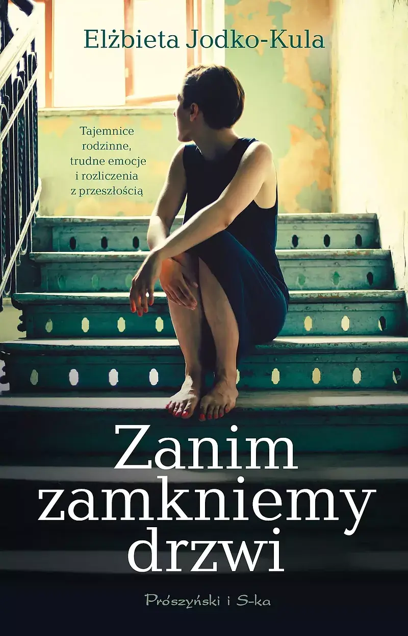 Zanim zamkniemy drzwi (Duże Litery)