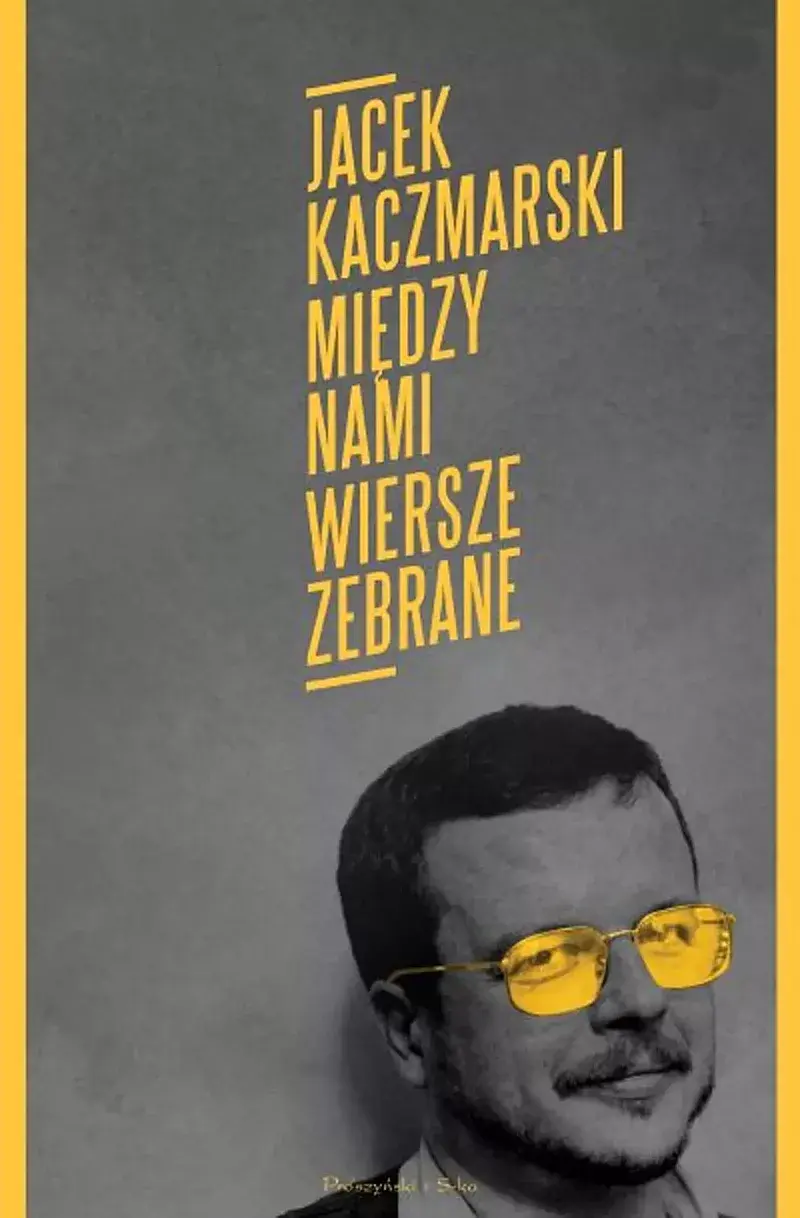 Między nami.