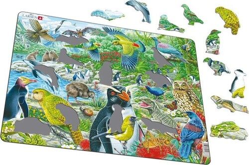 Larsen New Zealand's Picturesque Wildlife (Maxi)