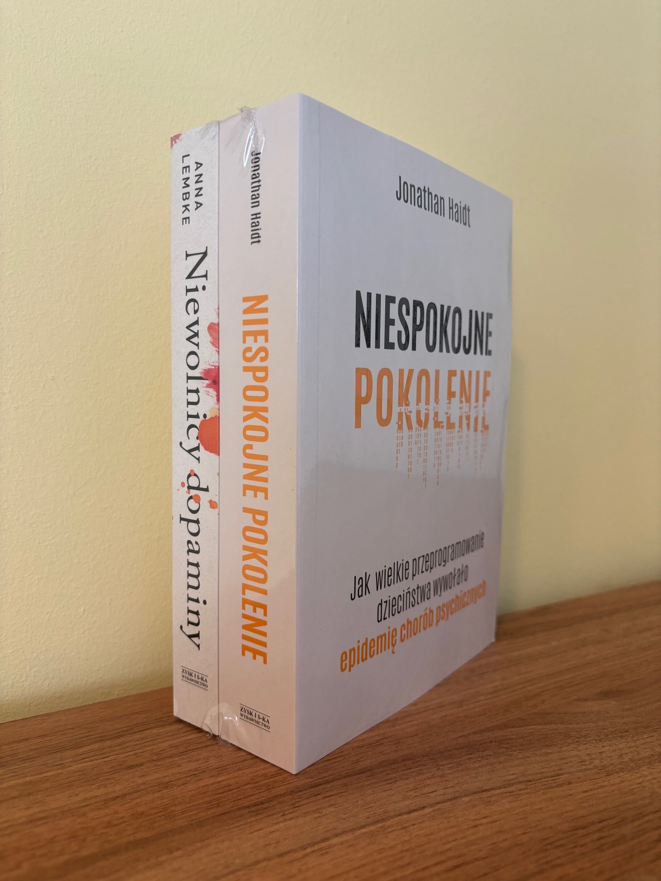 PAKIET Niespokojne pokolenie/białe/ + Niewolnicy dopaminy