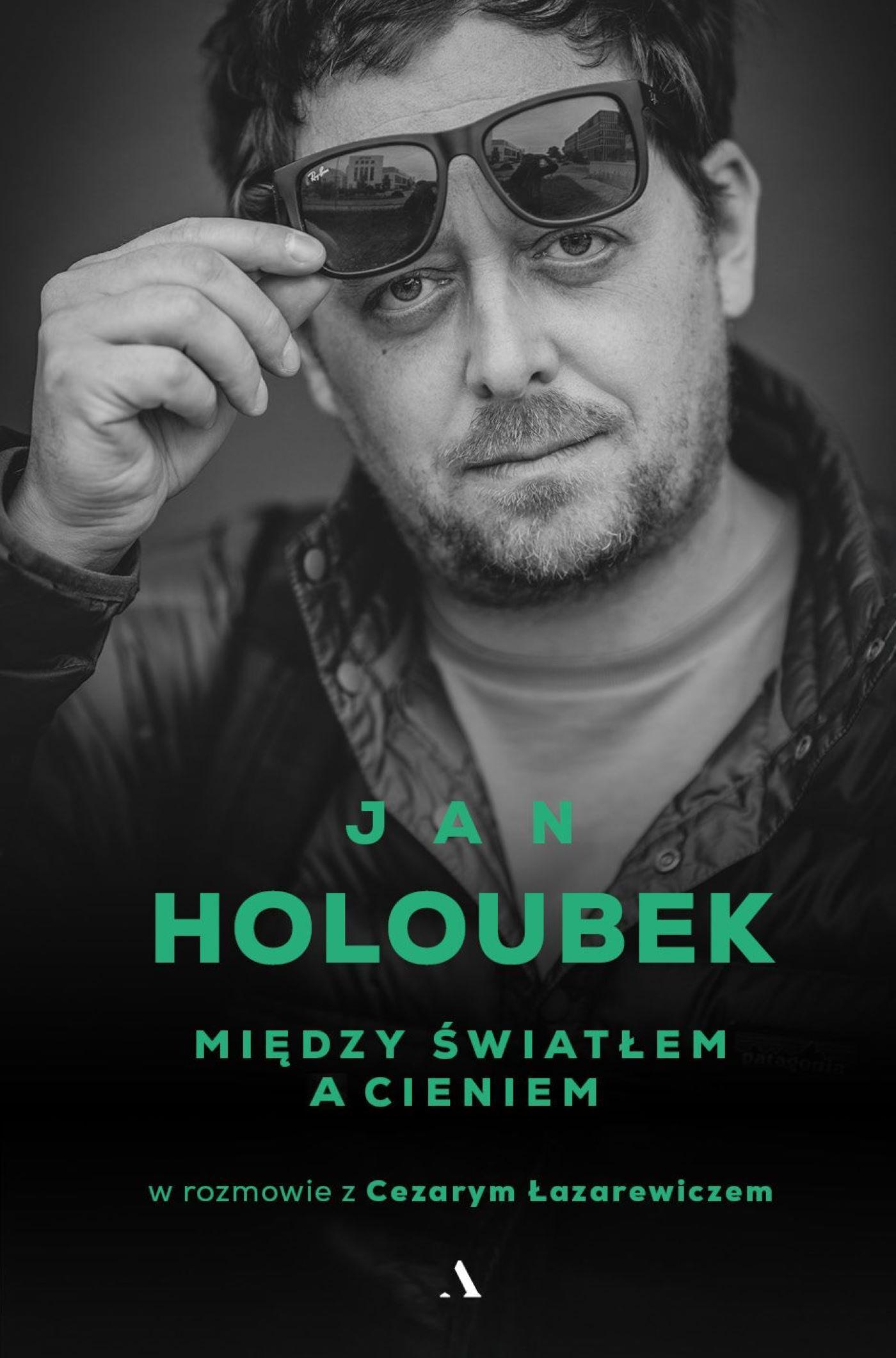 Między światłem a cieniem