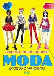 Naklejki małej modelki moda prosto z wybiegu