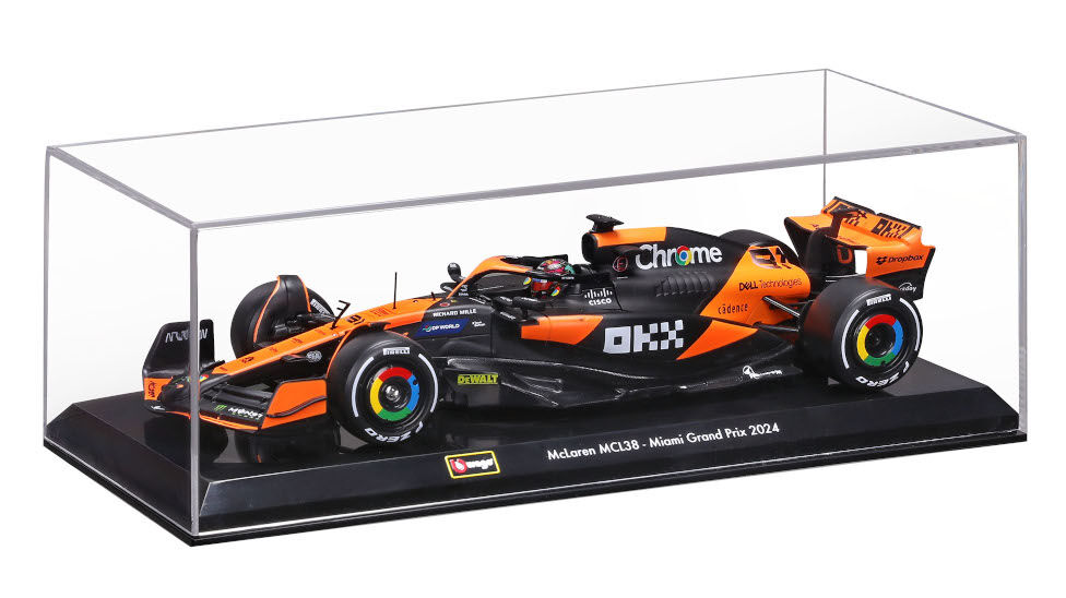 Bburago Model 1:24 BOLID F1 McLaren MCL38 GP Miami 2024 Oscar Piastri 18-28033