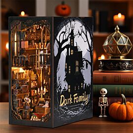 Miniaturowy domek Book Nook Dracula family